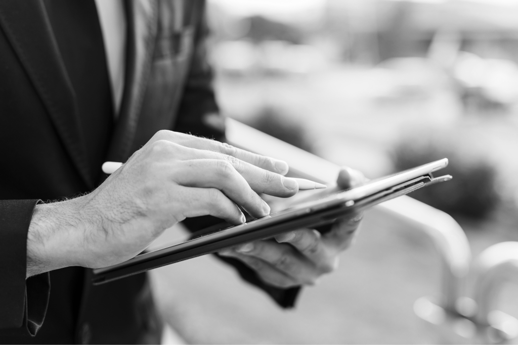 Persona signant documents administratius